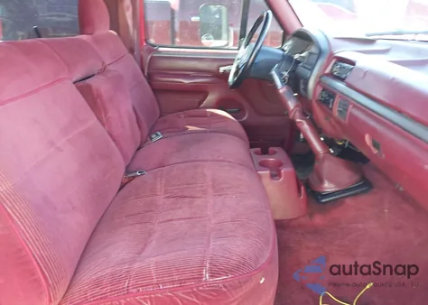 1995 Ford F350 z USA, uszkodzony, nr VIN 1FTJW35F2SEA11220